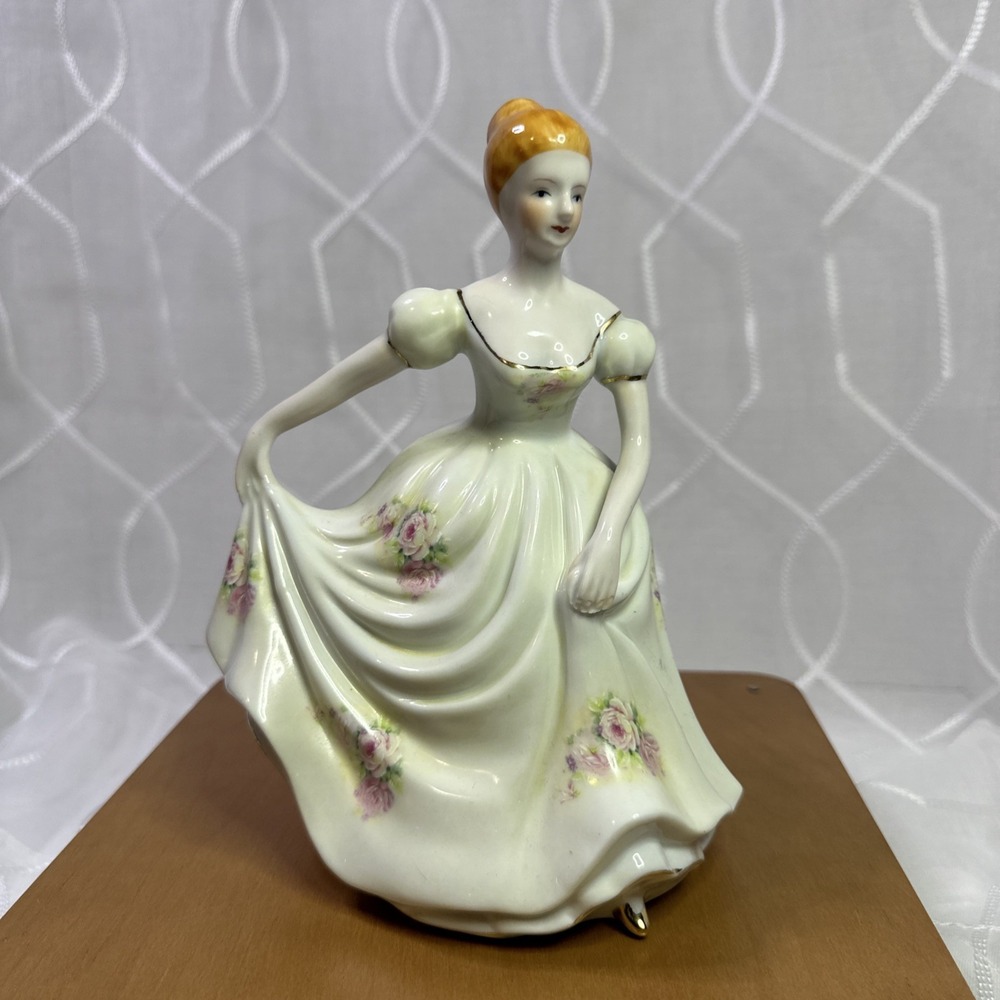 Vintage Victorian Dancing Lady, Porcelain with Floral & Gold Detail. 8-1/2".